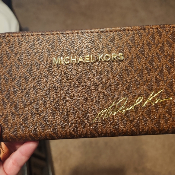 Wallets - Picture 3 of 3